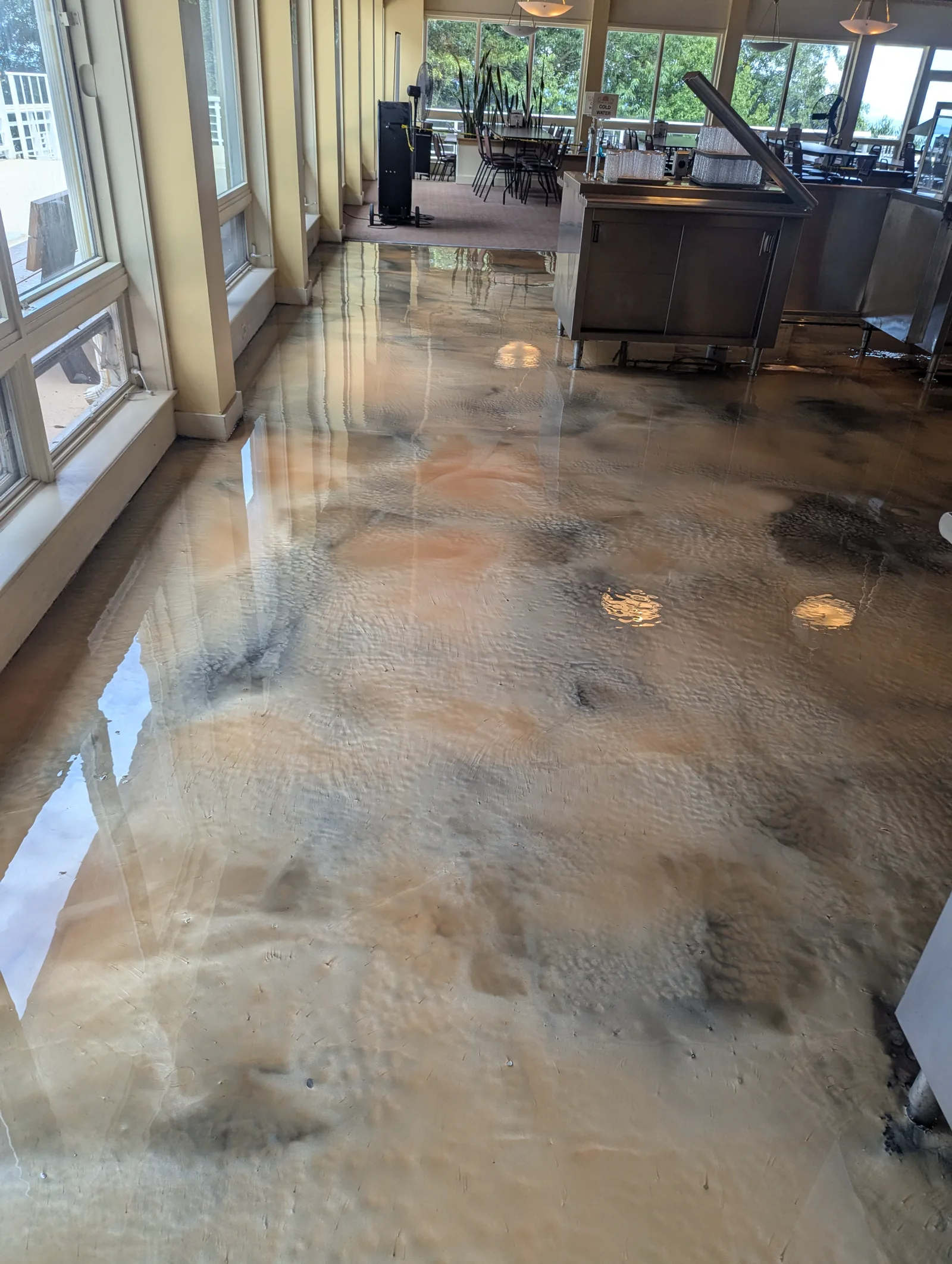 Finished epoxy floor in a commercial space